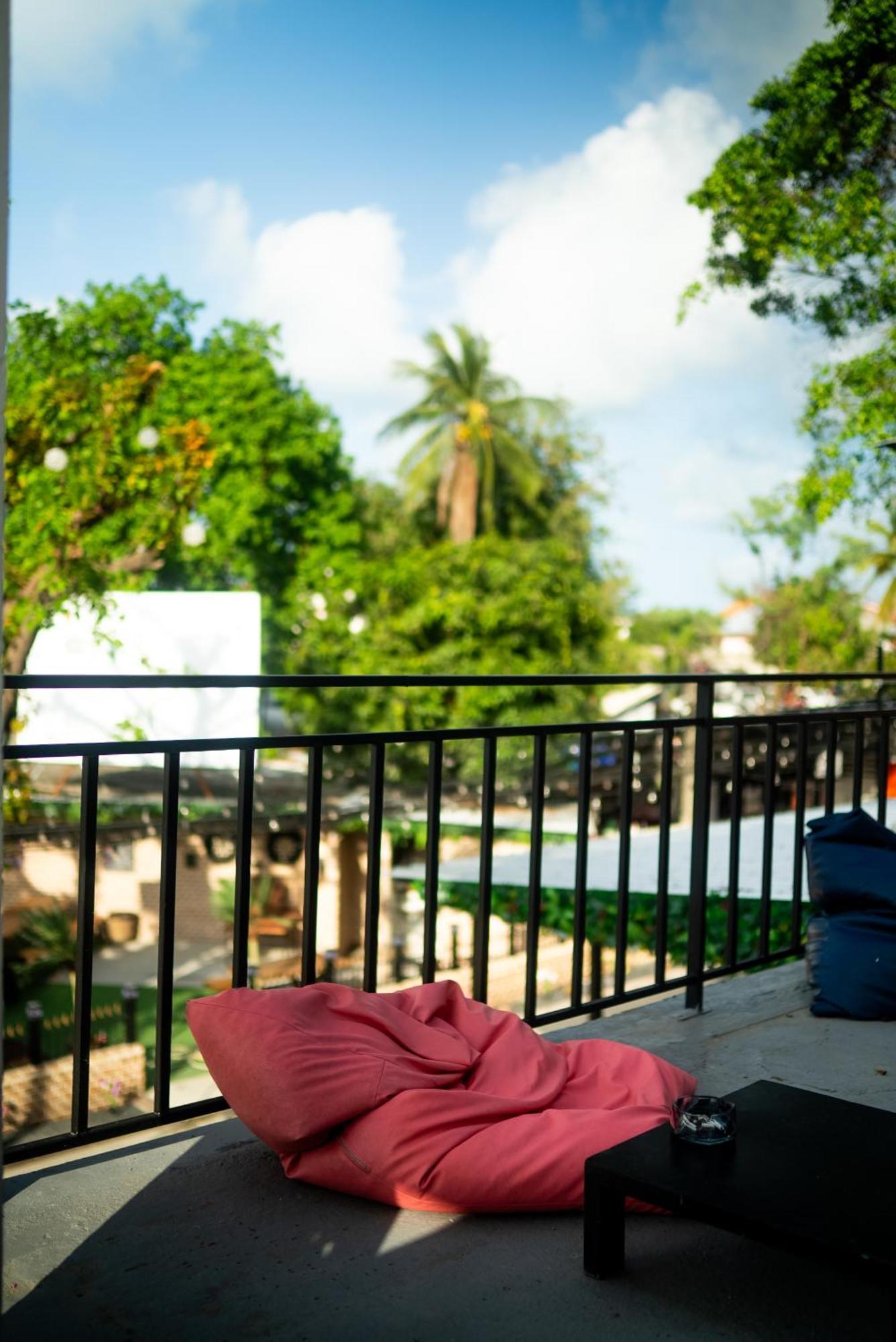 Bad Monkey Samui Hostel Chaweng Plajı Dış mekan fotoğraf